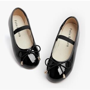 NEW Felix & Flora girls toddler 11 patent dress shoes Mary Jane flats ballet